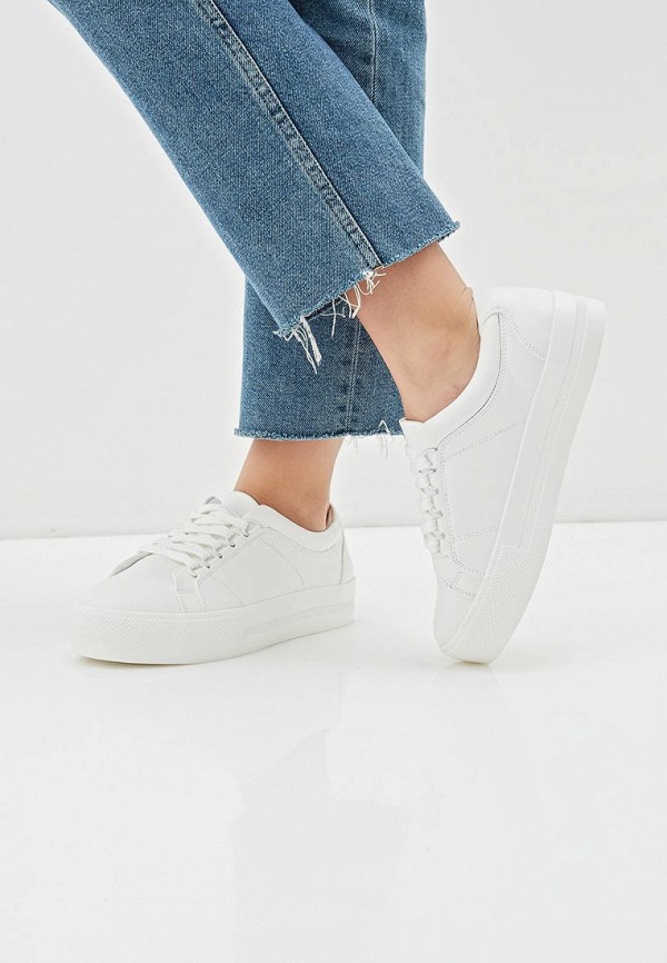 Продаём Кеды united colors of benetton всего за 3999 рублей. 