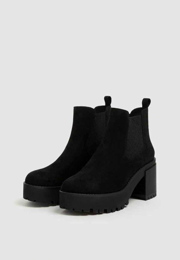 Продаём Сапоги pull&bear всего за 1999 рублей. 