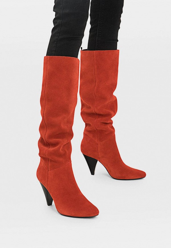 Продаём Сапоги stradivarius всего за 6999 рублей. 