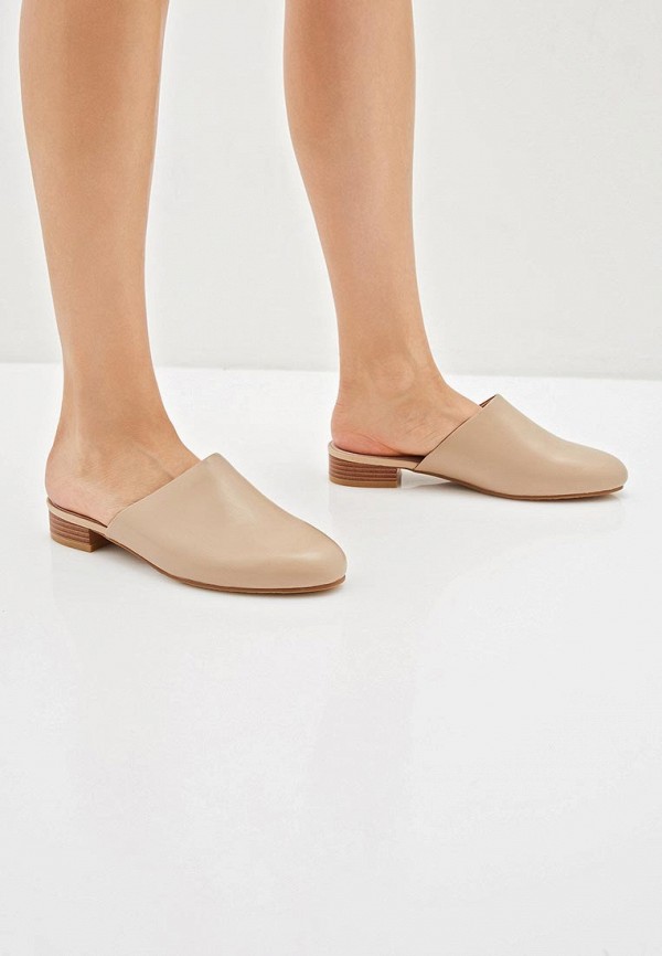 Продаём Сабо pierre cardin всего за 2499 рублей. 