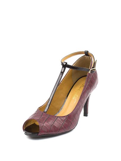 Продаём Туфли rio couture всего за 1699 рублей. 