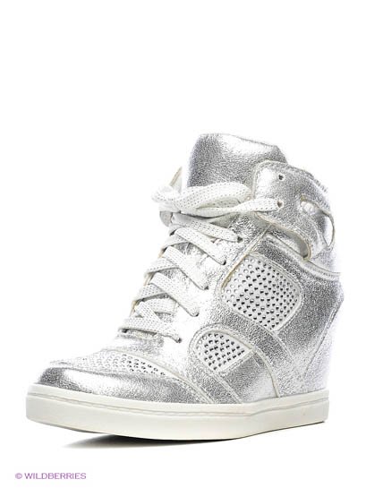 Продаём Сникеры, burlesque всего за 3840 рублей. 