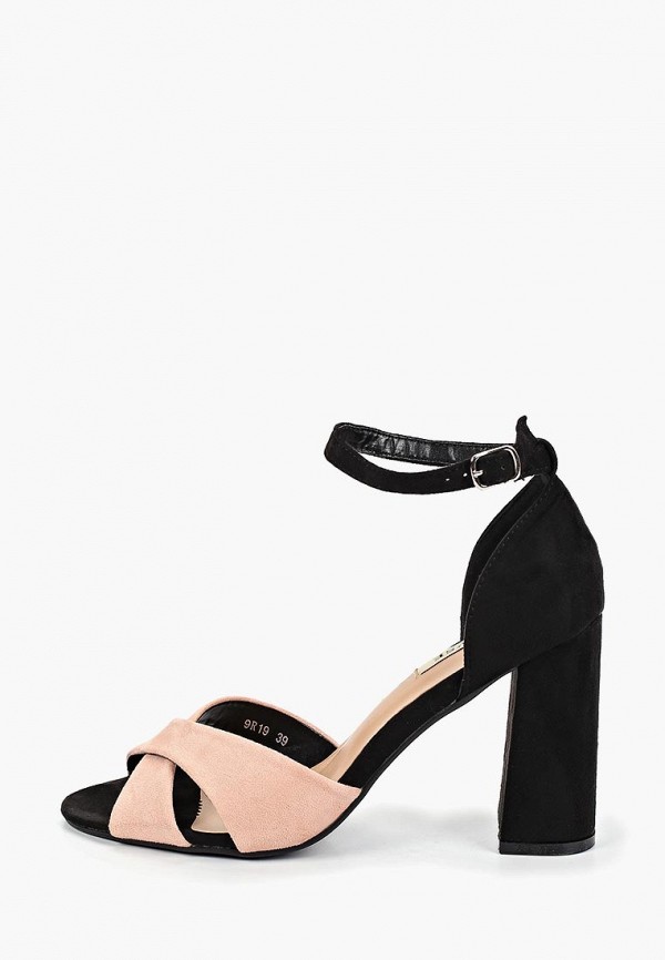 Продаём Босоножки clowse всего за 2070 рублей. 