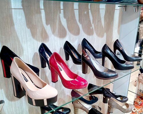 Фотография обувного магазина Karina