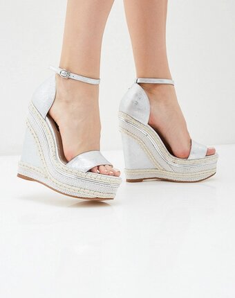 Миниатюра фотографии Босоножки winzor