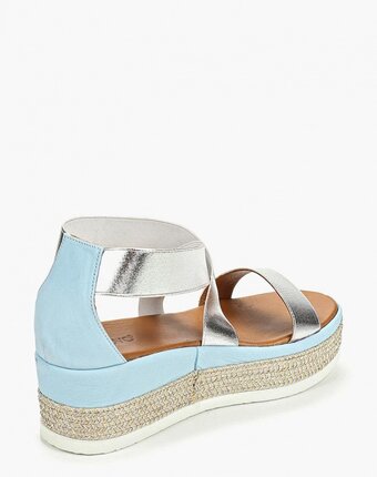 Миниатюра фотографии Босоножки inuovo