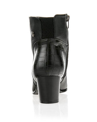 Миниатюра фотографии Женские ботинки instreet