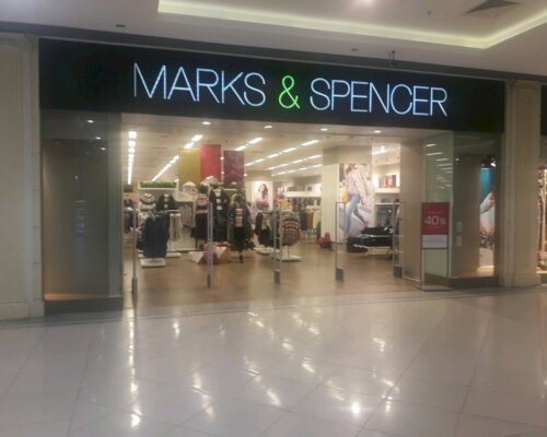 Фотография обувного магазина Marks & Spencer