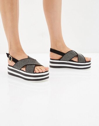 Миниатюра фотографии Босоножки chezoliny