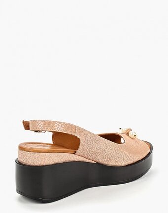 Миниатюра фотографии Босоножки respect