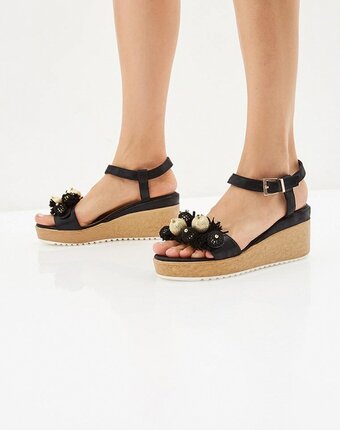 Миниатюра фотографии Босоножки betsy