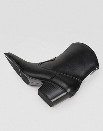 Миниатюра фотографии Ботильоны stradivarius