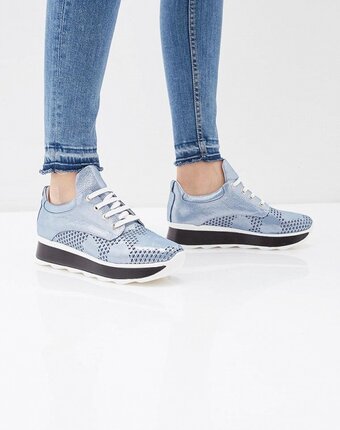 Миниатюра фотографии Кроссовки clovis