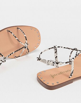Миниатюра фотографии Сандалии stradivarius