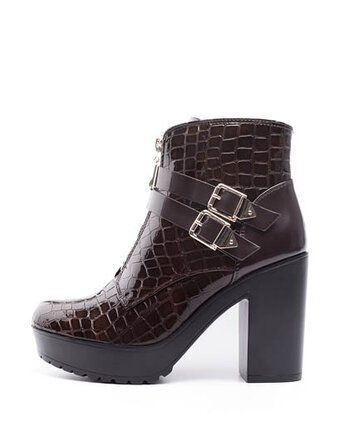 Миниатюра фотографии Женские ботинки instreet