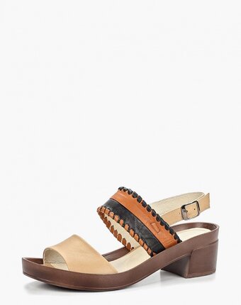 Миниатюра фотографии Босоножки brado