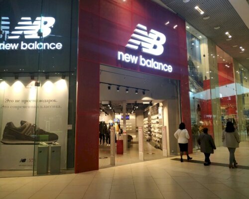 Фотография обувного магазина New Balance