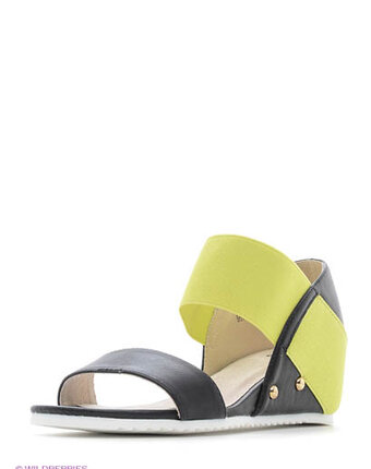 Миниатюра фотографии Босоножки, betsy