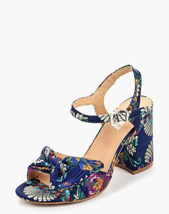 Миниатюра фотографии Босоножки vh