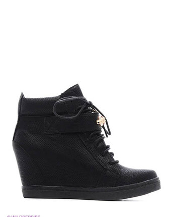 Миниатюра фотографии Сникеры, burlesque