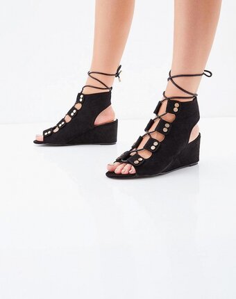 Миниатюра фотографии Босоножки river island