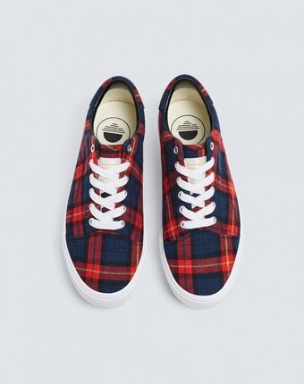 Миниатюра фотографии Кеды pull&bear