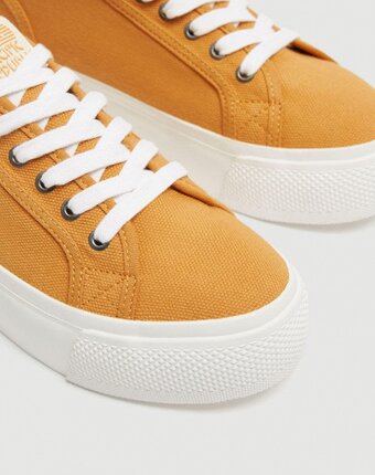 Миниатюра фотографии Кеды pull&bear