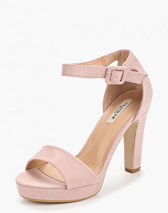 Миниатюра фотографии Босоножки clowse