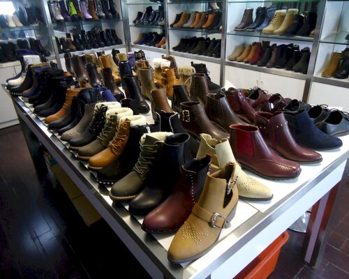 Фотография обувного магазина  Boost Boots