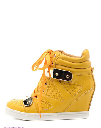 Миниатюра фотографии Сникеры, burlesque