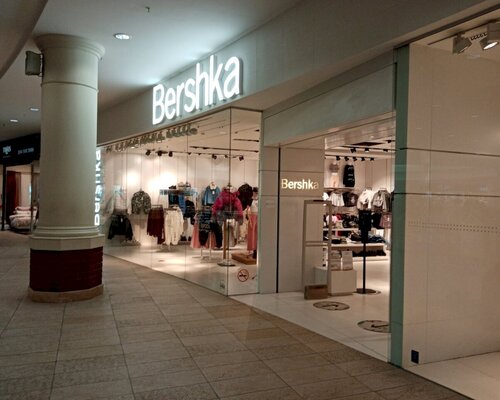 Фотография обувного магазина Bershka
