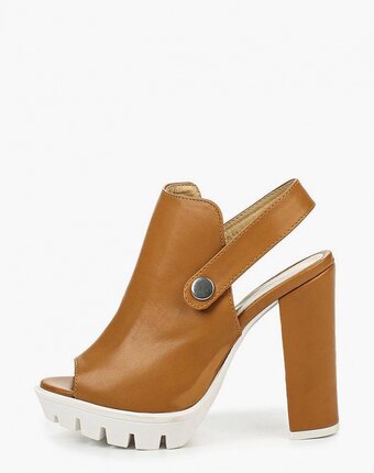 Миниатюра фотографии Босоножки fersini