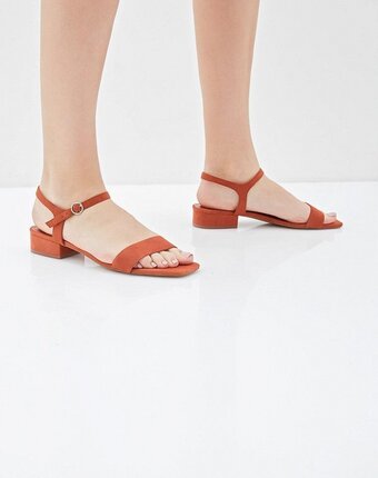 Миниатюра фотографии Сандалии mango