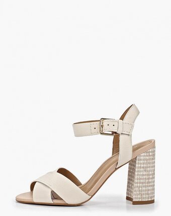 Миниатюра фотографии Босоножки indiana