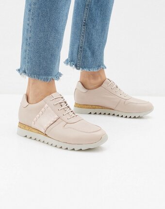 Миниатюра фотографии Кроссовки sekada