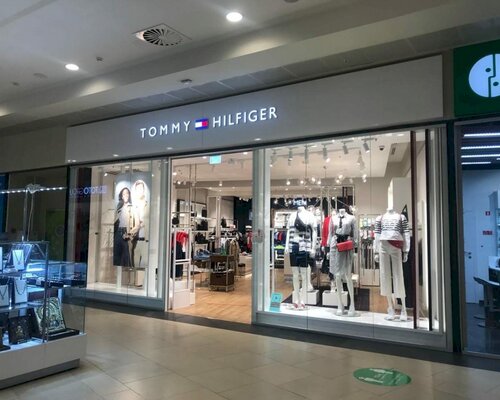 Фотография обувного магазина Tommy Hilfiger