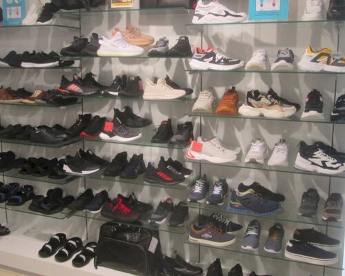 Фотография обувного магазина OMEGA