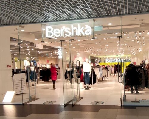 Фотография обувного магазина Bershka