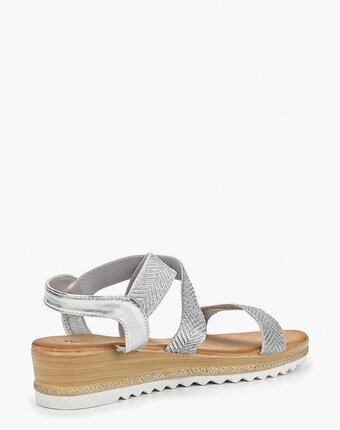 Миниатюра фотографии Босоножки bellamica