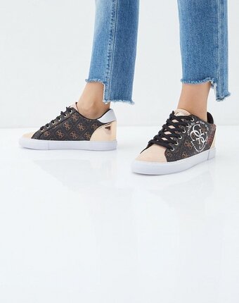 Миниатюра фотографии Кеды на танкетке guess