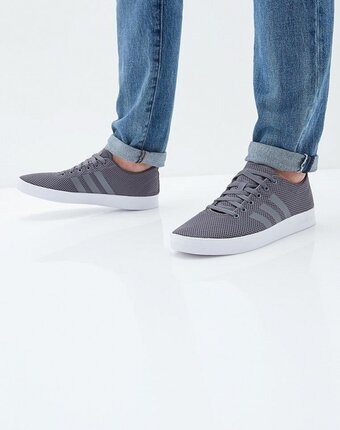 Миниатюра фотографии Кеды adidas