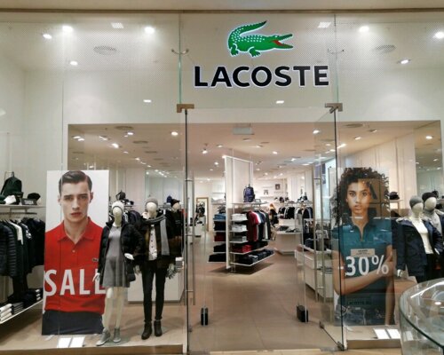 Фотография обувного магазина  Lacoste