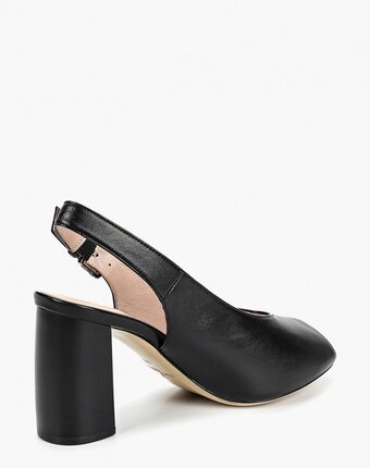 Миниатюра фотографии Босоножки pierre cardin