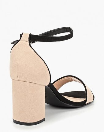 Миниатюра фотографии Босоножки malien