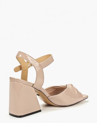 Миниатюра фотографии Босоножки vitacci