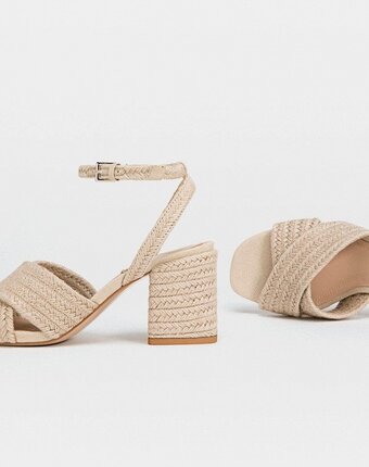 Миниатюра фотографии Эспадрильи stradivarius