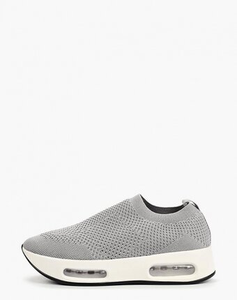 Миниатюра фотографии Кроссовки bata