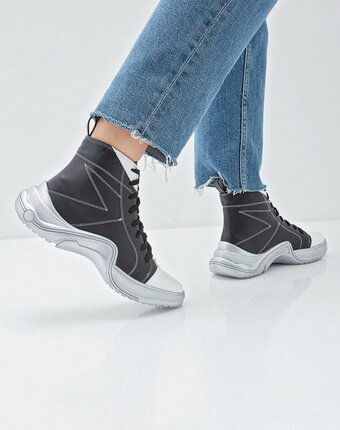 Миниатюра фотографии Кроссовки grand style