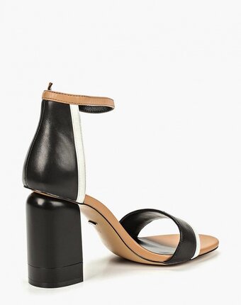 Миниатюра фотографии Босоножки vitacci