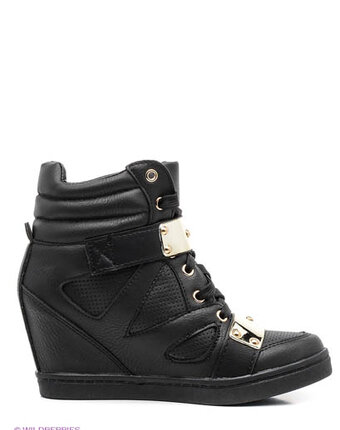 Миниатюра фотографии Сникеры, burlesque